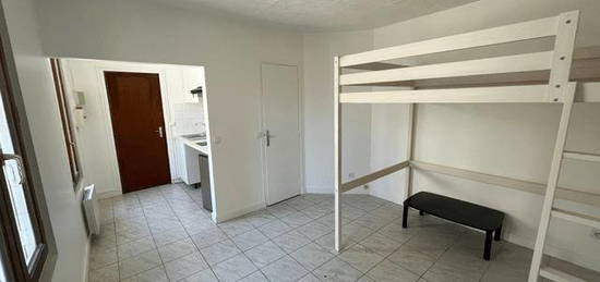 Location appartement 1 pièce 18 m²