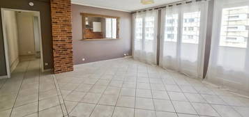 Appartement  à vendre, 4 pièces, 3 chambres, 77 m²