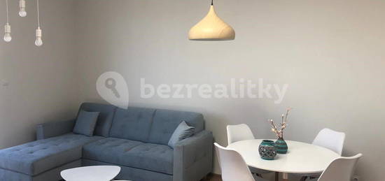 Pronájem bytu 2+kk 48 m², Sudoměřská, Praha