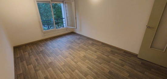 Appartement  à louer, 2 pièces, 1 chambre, 52 m²