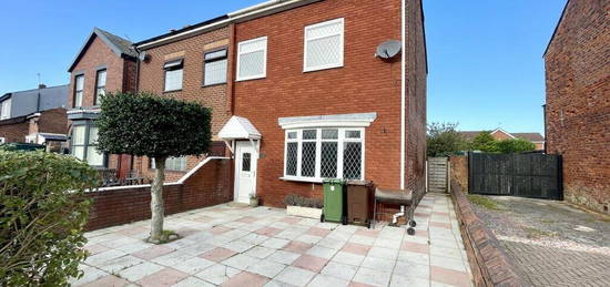 3 bedroom semi-detached house