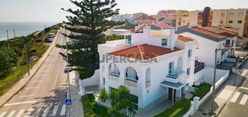 Casa / Villa T5 em Peniche de 290,00 m²