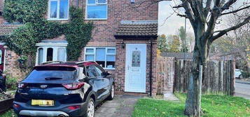 2 bedroom semi-detached house to rent