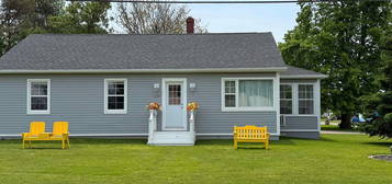 156 Victoria Rd, Summerside, PE C1N 2G7