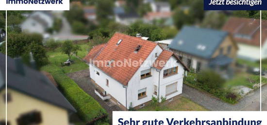 Auch für Kapitalanleger! Freistehendes Zweifamilienhaus mit großzügigem Garten in toller Lage!!!