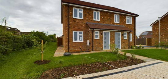 3 bedroom semi-detached house