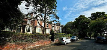 9 bed terraced house for sale