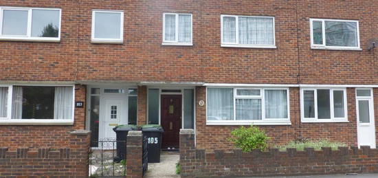 Property to rent in St. Pauls Road, Southsea PO5