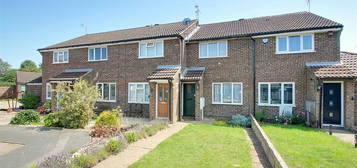 Terraced house to rent in Isenburg Way, Hemel Hempstead HP2