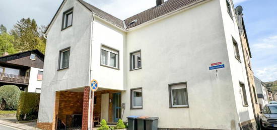 Haus mit 5,5 Zimmern in 56745 Rieden zu vermieten