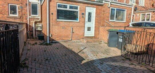 3 bedroom terraced house