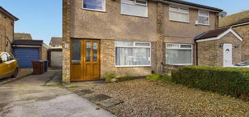 3 bed semi-detached house to rent