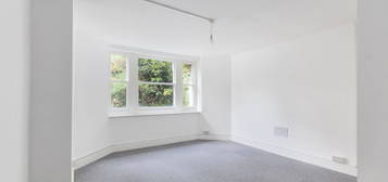 2 bed flat to rent