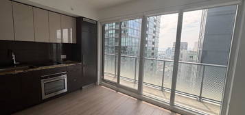 4208 - 115 BLUE JAYS WAY, Ontario (Waterfront Communities), Ontario