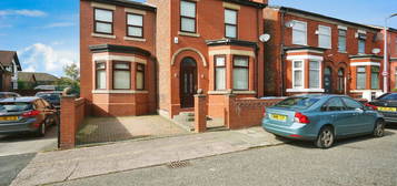 4 bed detached house for sale