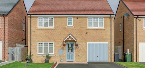 5 bedroom detached house for sale