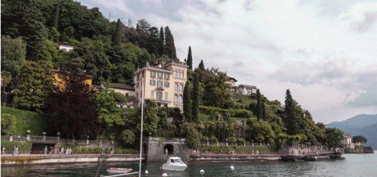 Villa all'asta via Corrado Venini, Varenna