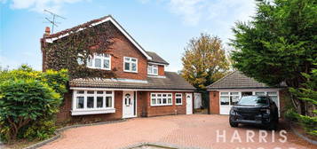 4 bed detached house for sale