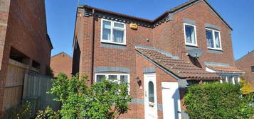 2 bed semi-detached house to rent