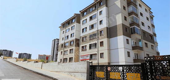 Turgut Özal Mahallesi Güney Vadi Sitesi 6. Kat 4+1 Satılık Daire