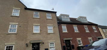 Terraced house to rent in Comelybank Drive, Mexborough, South Yorkshire S64