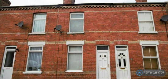 2 bedroom terraced house