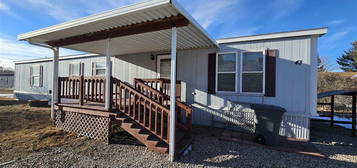 2821 Rocky Rd, Cody, WY 82414