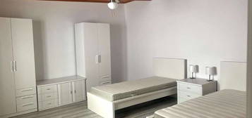 Quarto duplo (2 pessoa) em anexo t1