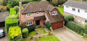 4 bed detached house for sale