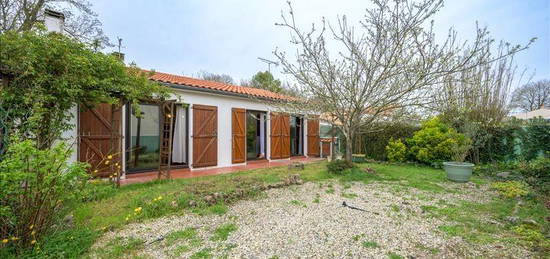 Maison  à vendre, 4 pièces, 3 chambres, 110 m²