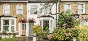 5 bedroom terraced house for sale