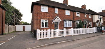 4 bed end terrace house to rent