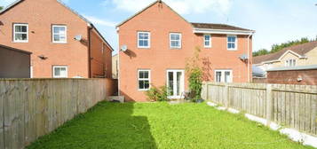 3 bedroom semi-detached house for sale