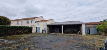 Fermette  à vendre, 8 pièces, 6 chambres, 235 m²