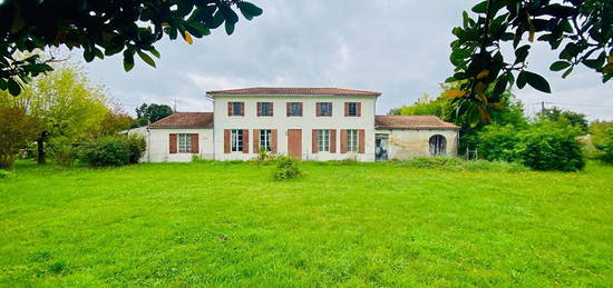 Maison  à vendre, 6 pièces, 4 chambres, 230 m²