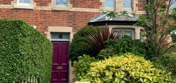 4 bedroom terraced house