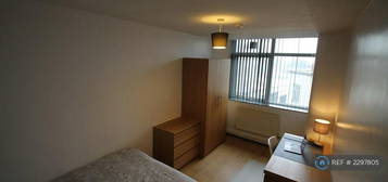 1 bedroom flat share