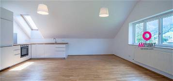 Entdecken Sie Ihr neues Zuhause in Kuchl: Frisch renovierte 64 m² Wohnung - Jetzt ansehen!