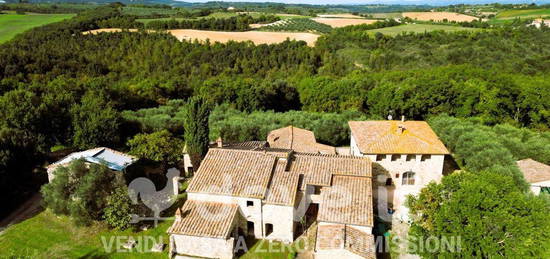 Casale/cascina in vendita a Borgatello - Campiglia dei Foci