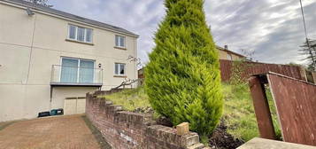 4 bed semi-detached house for sale