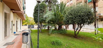 Piso en venta en Calle Palencia, 41, Cervantes