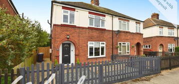 3 bedroom semi-detached house