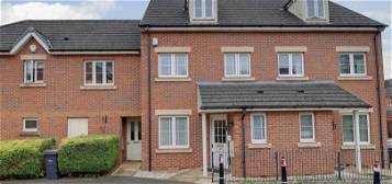 3 bed town house for sale