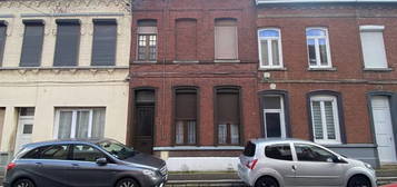 Maison 2 étages  à vendre, 6 pièces, 5 chambres, 126 m²