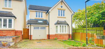 4 bed detached house to rent