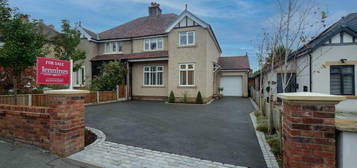 4 bedroom semi-detached house for sale