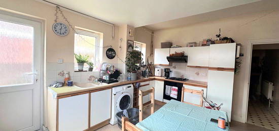 Flat to rent in Lodge Road, Southampton, Hampshire SO14