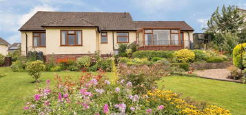 2 bed detached bungalow for sale