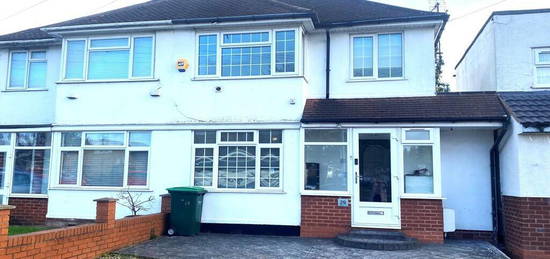 3 bedroom semi-detached house