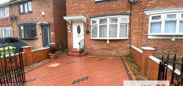 2 bedroom semi-detached house for sale